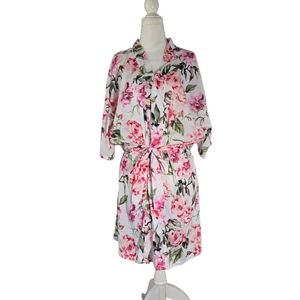 Show me your Mumu Women's Pink & White floral robe w/ belt size 0/S